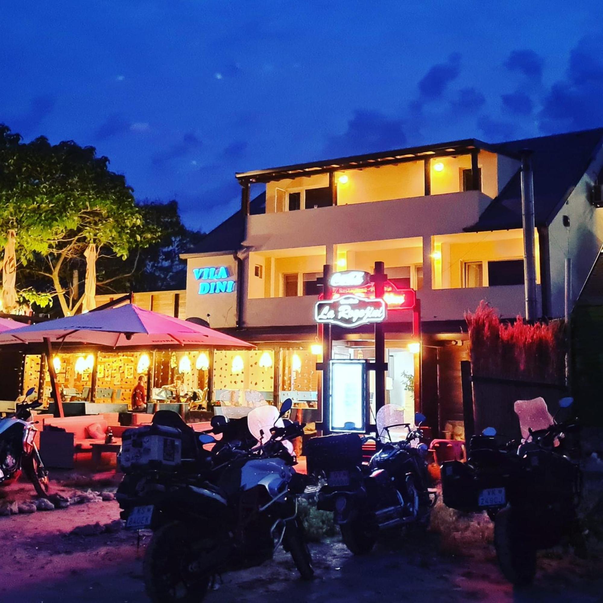 Hotel Dini